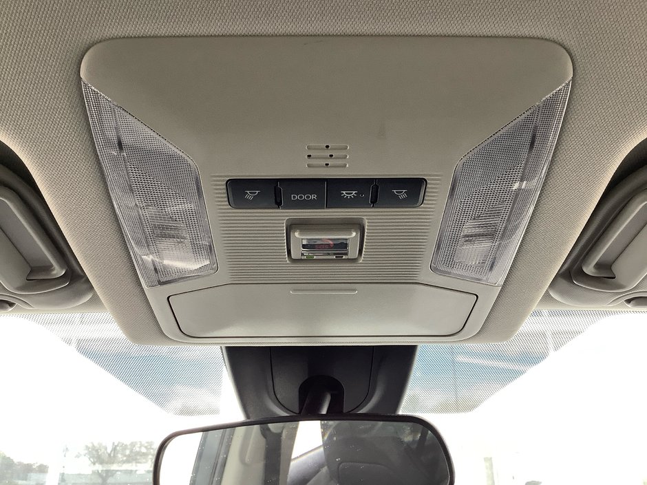 2025 Toyota RAV4 LE-23