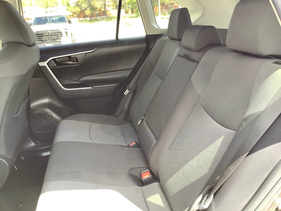 2025 Toyota RAV4 LE-14