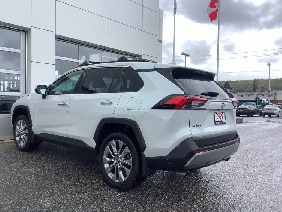 23 Toyota RAV4 Limited-5