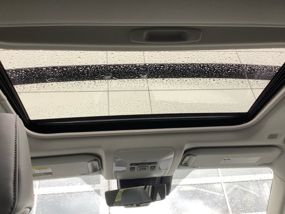 23 Toyota RAV4 Limited-23