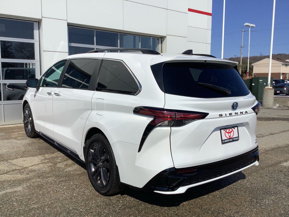 2023 Toyota SIENNA-5