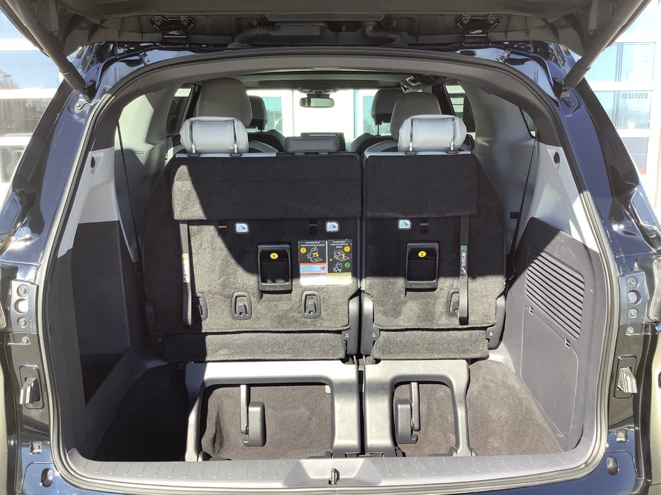 2024 Toyota SIENNA-7