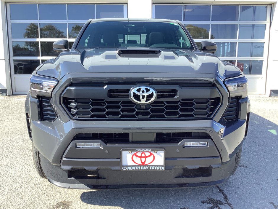25 Toyota Tacoma 4X4-2
