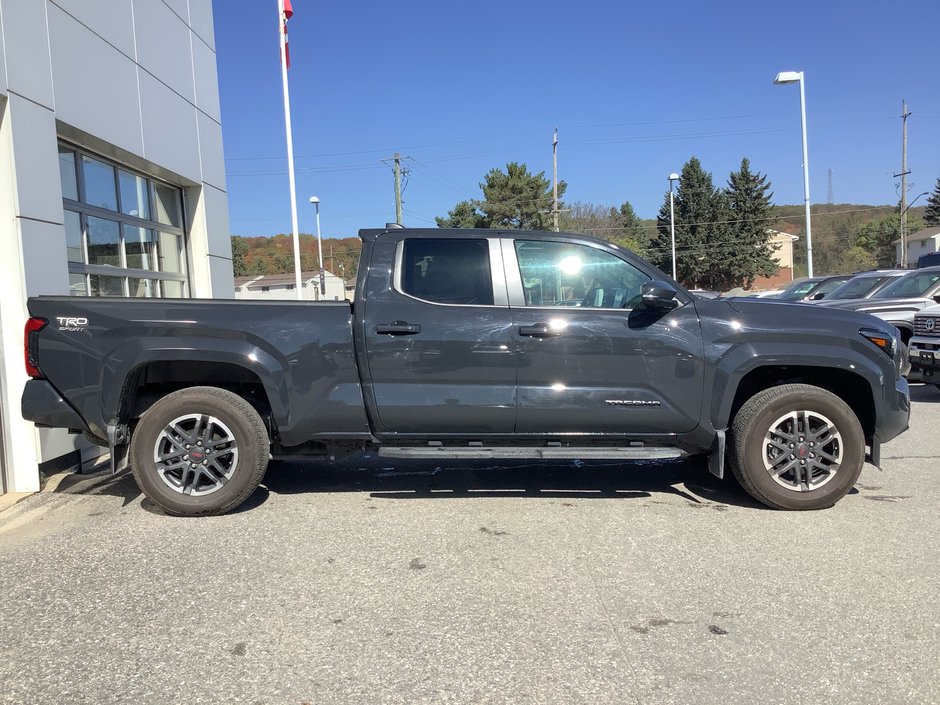 25 Toyota Tacoma 4X4-3