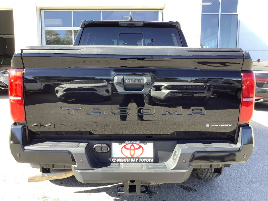 25 Toyota TACOMA 4X4 Hybrid-6