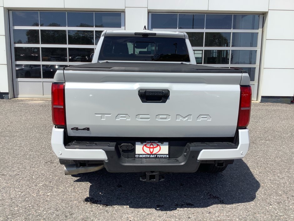 26 Toyota TACOMA 4X4-5