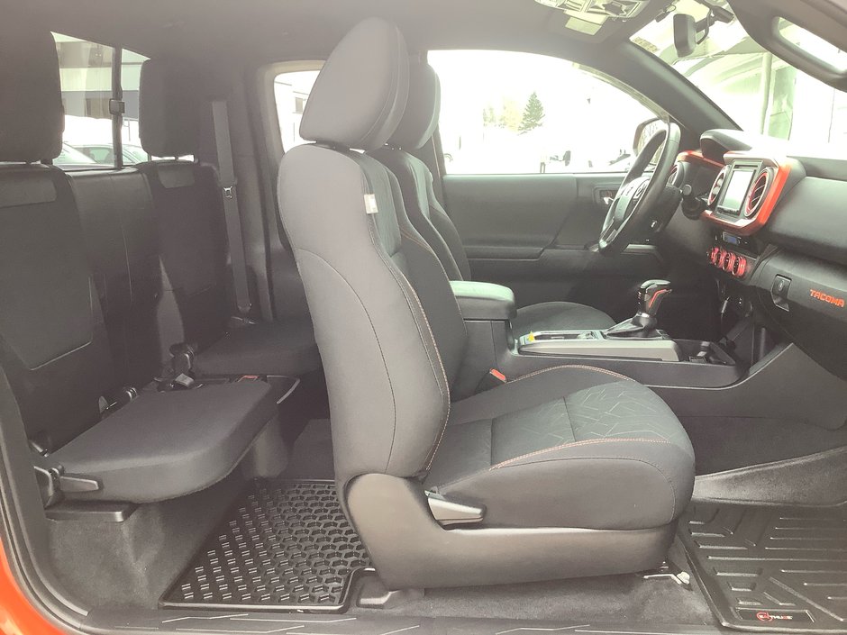 2017 Toyota TACOMA OFFROAD-13