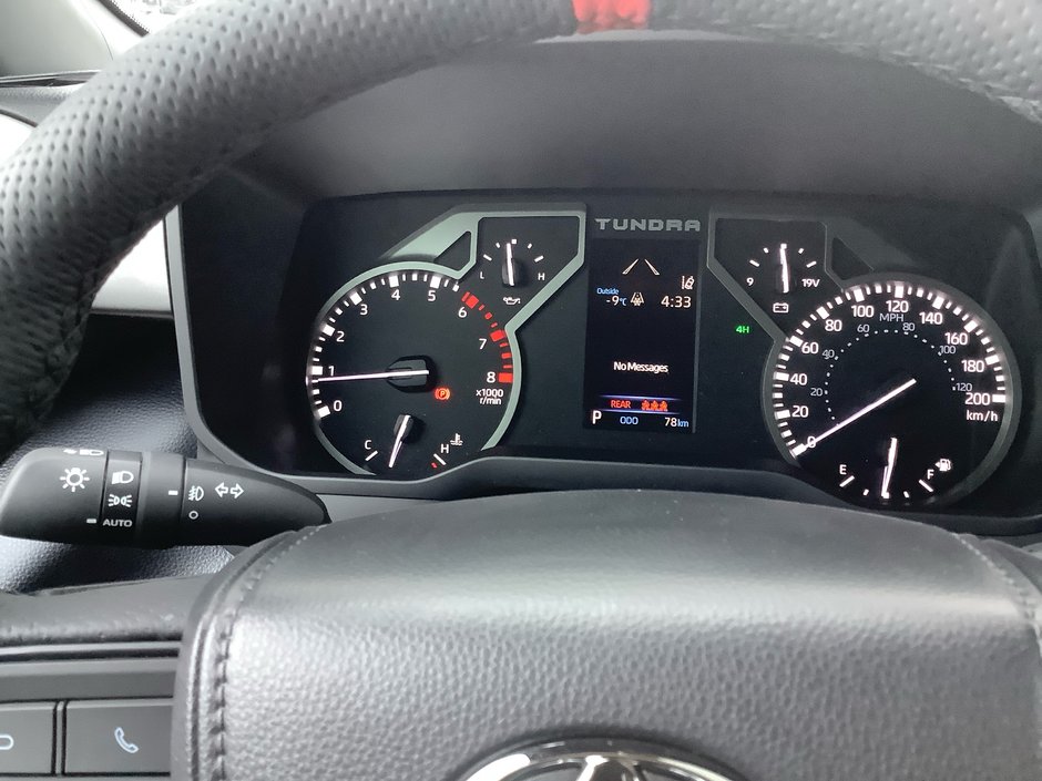 25 Toyota TUNDRA 4X4 SR-19