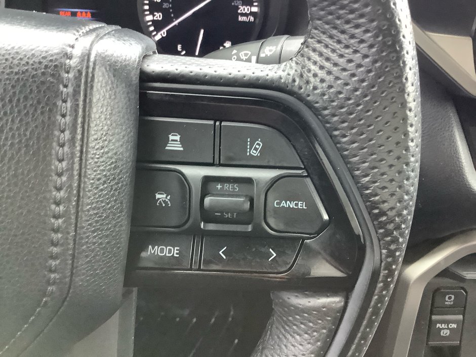 2022 Toyota Tundra-16