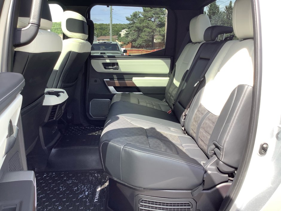 2023 Toyota Tundra Capstone Hybrid-17