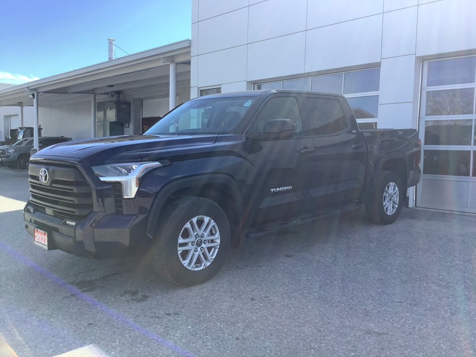 2023 Toyota TUNDRA SR-3