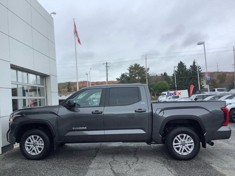 2025 Toyota TUNDRA SR-8