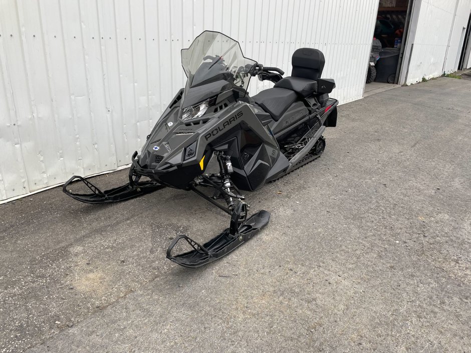 Polaris Prostar S4 Indy A  2024