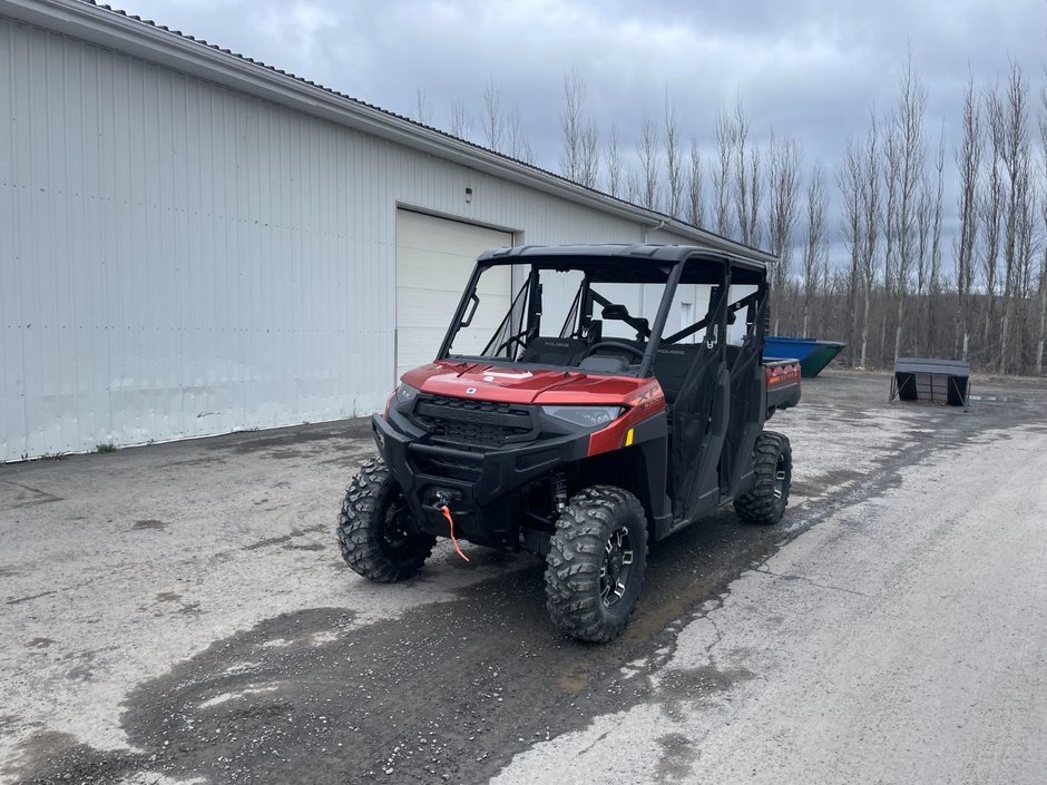 2025 Polaris RANGER XP 1000 CREW
