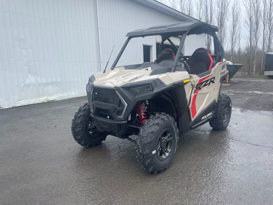 Polaris RZR 900 ultimate 2025
