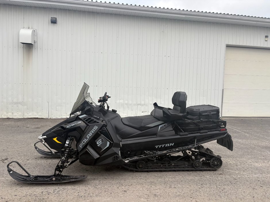 Polaris TITAN S4 ADVENTURE  2024