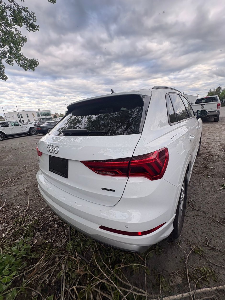 2025 Audi Q3 BASE in Pointe-Aux-Trembles, Quebec - w940px
