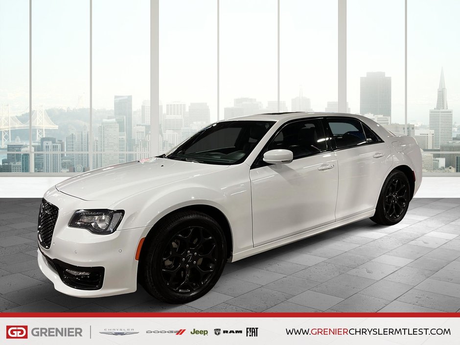 Chrysler 300 300S + AWD + TOIT OUVRANT PANO 2023 à Pointe-Aux-Trembles, Québec - w940px