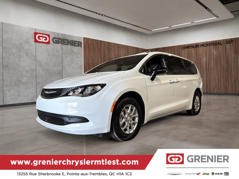 2027 Chrysler Grand Caravan SXT in Pointe-Aux-Trembles, Quebec - w940px