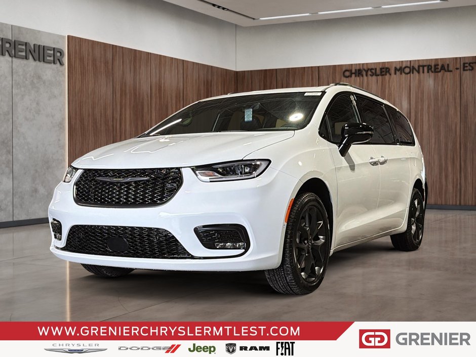 2026 Chrysler Pacifica SELECT AWD in Pointe-Aux-Trembles, Quebec - w940px