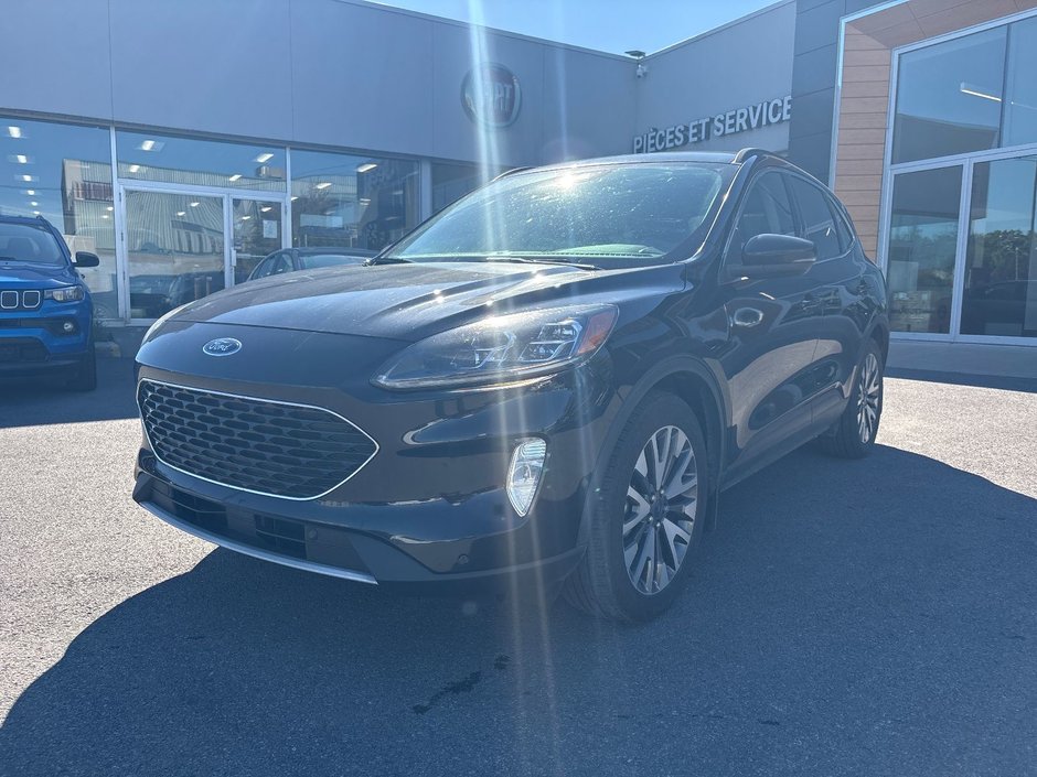 2020 Ford Escape Titanium Hybrid in Pointe-Aux-Trembles, Quebec - w940px