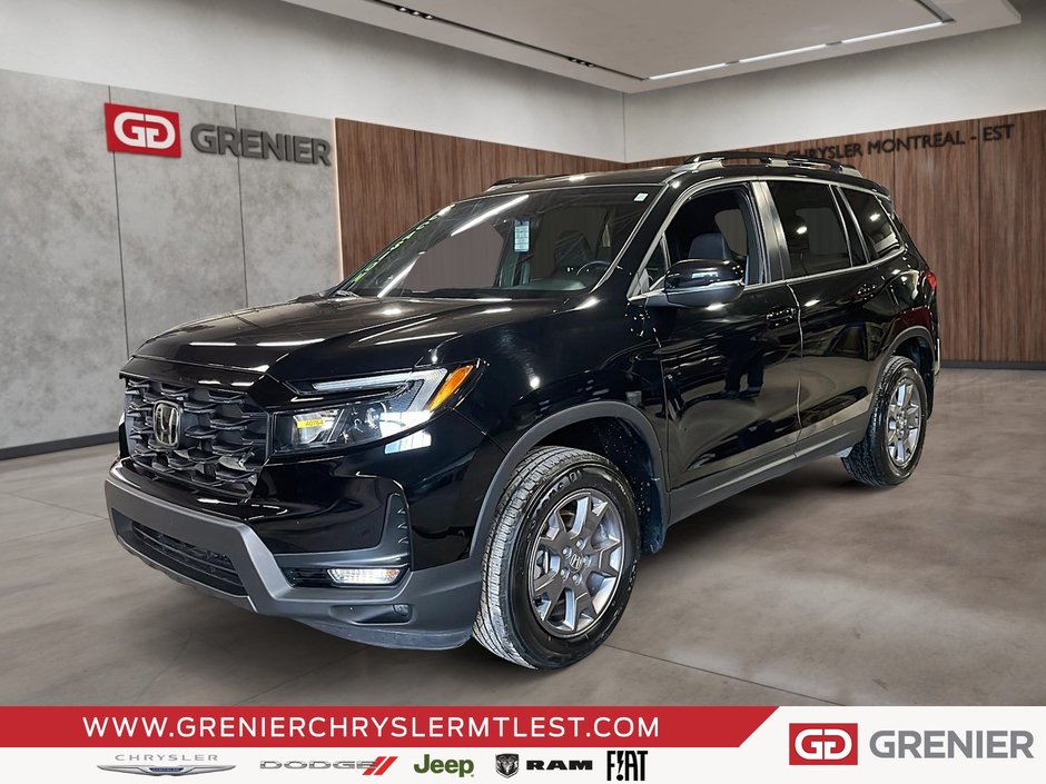 2023 Honda Passport SPORT + AWD + TOIT OUVRANT in Pointe-Aux-Trembles, Quebec - w940px