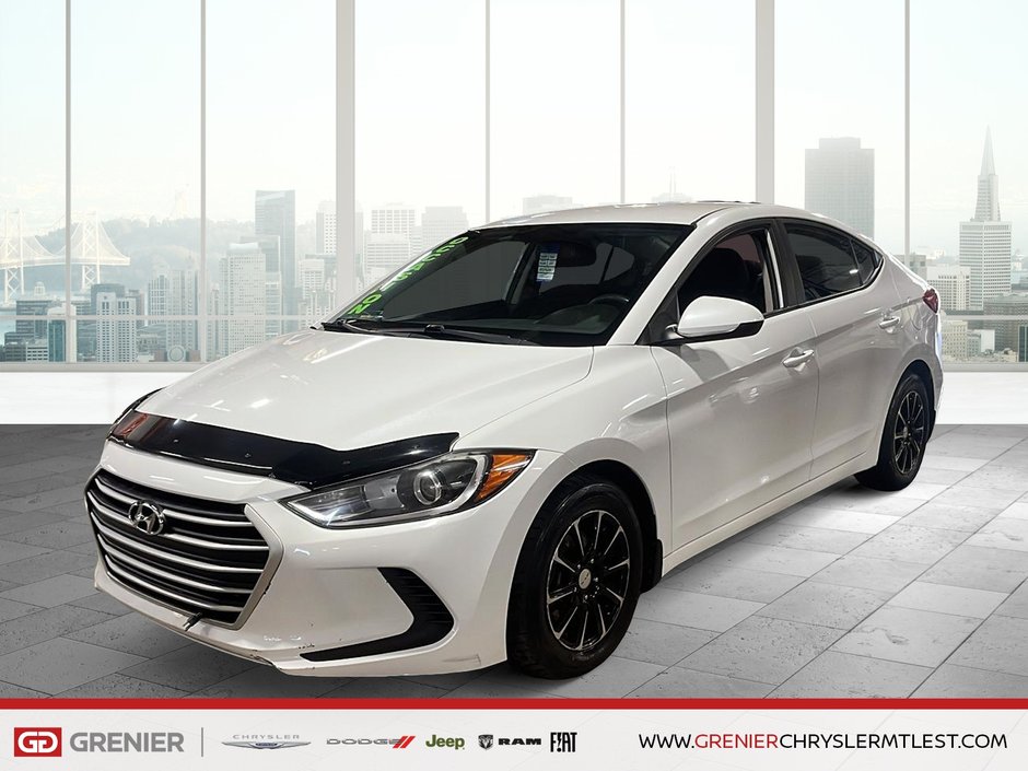 2017 Hyundai Elantra LE + AUTOMATIQUE in Pointe-Aux-Trembles, Quebec - w940px