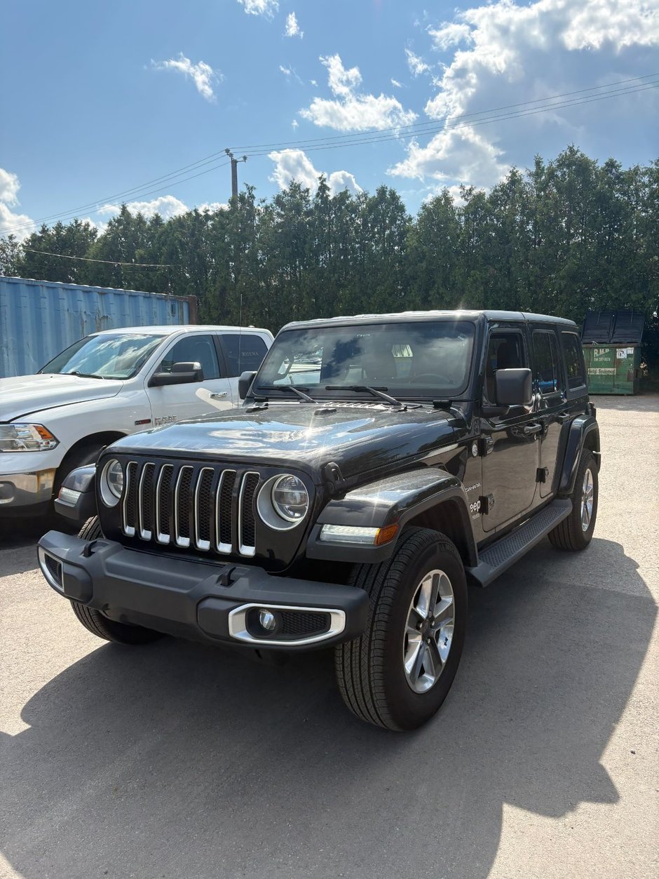 Jeep Wrangler UNLIMITED SAHARA CUIR FULL 2021 à Pointe-Aux-Trembles, Québec - w940px