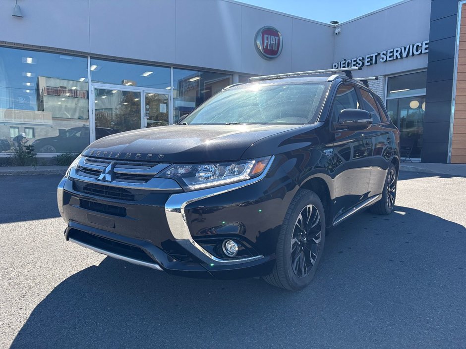 Mitsubishi Outlander PHEV  2018 à Pointe-Aux-Trembles, Québec - w940px