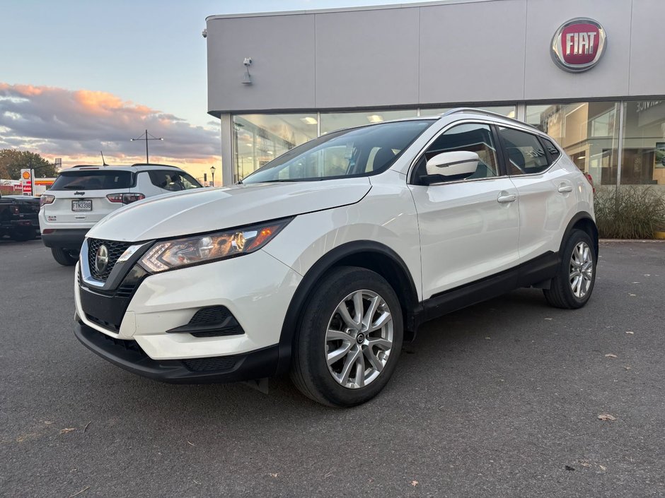 2021 Nissan Qashqai in Pointe-Aux-Trembles, Quebec - w940px