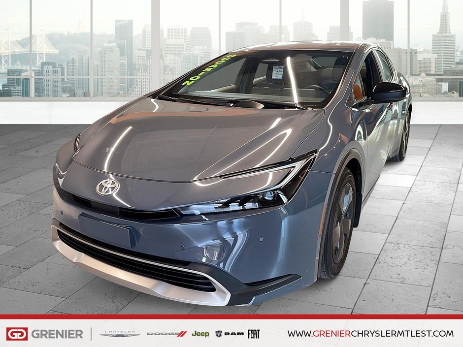 2024 Toyota PRIUS PRIME HYBRIDE BRANCHABLE + CARPLAY in Pointe-Aux-Trembles, Quebec - w940px