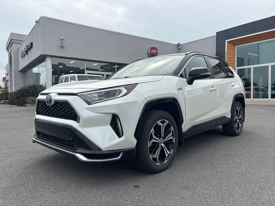 2021 Toyota RAV4 Prime XSE in Pointe-Aux-Trembles, Quebec - w940px