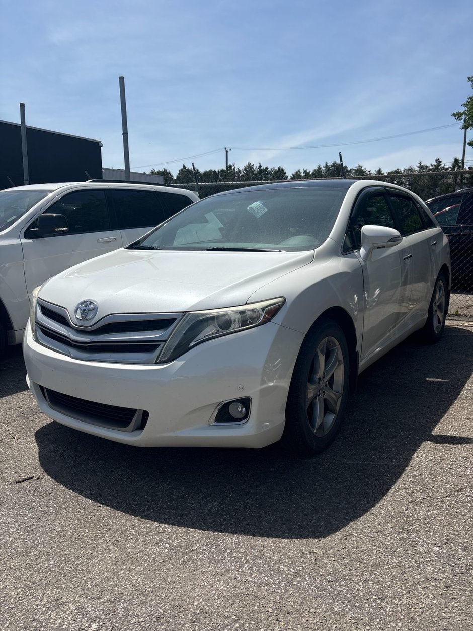 Toyota Venza Limited AWD 2015 à Pointe-Aux-Trembles, Québec - w940px