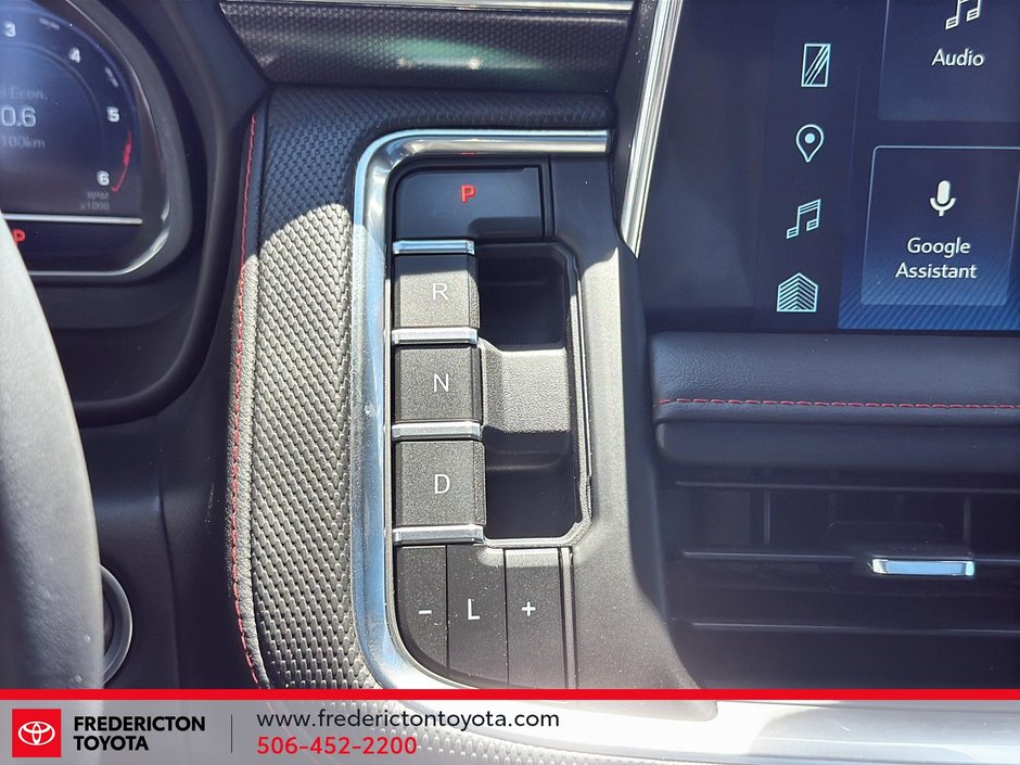 Chevrolet Tahoe RST 2023-13