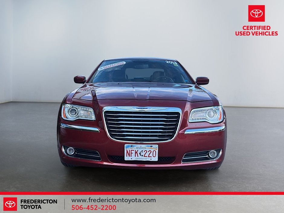 2013 Chrysler 300 Touring-1