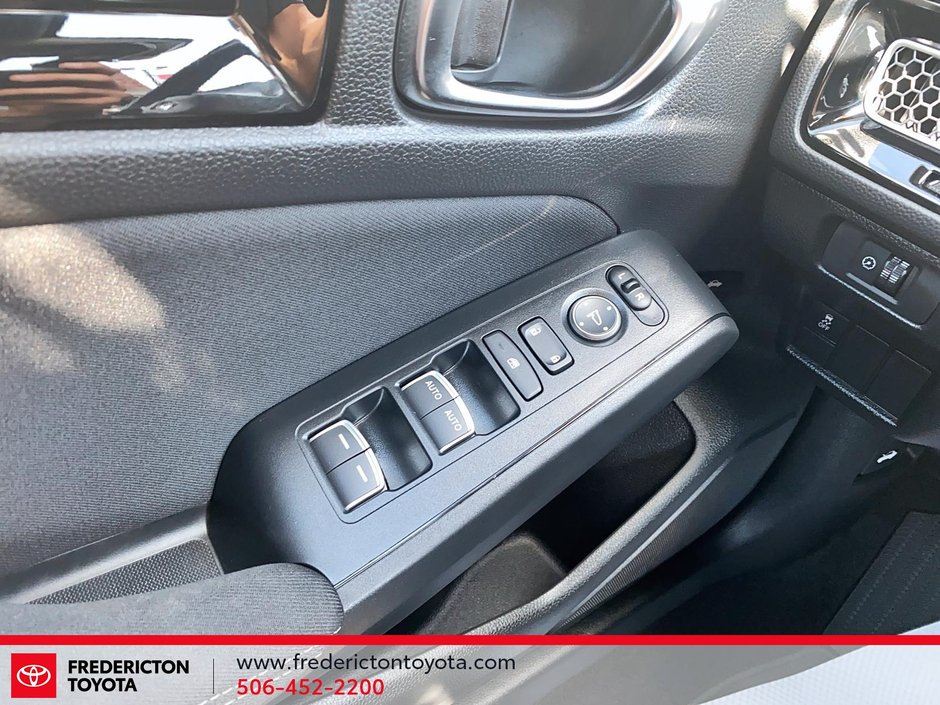 2025 Honda Civic Sedan Hybrid Sport-9