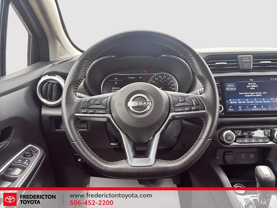 Nissan Versa SR 2023-10