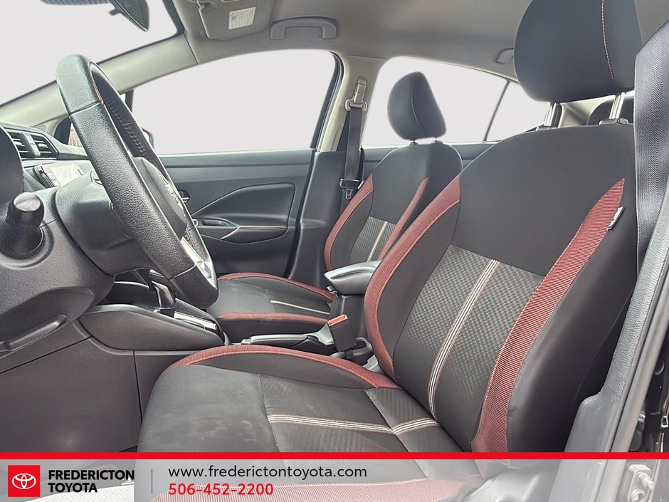 Nissan Versa SR 2023-7