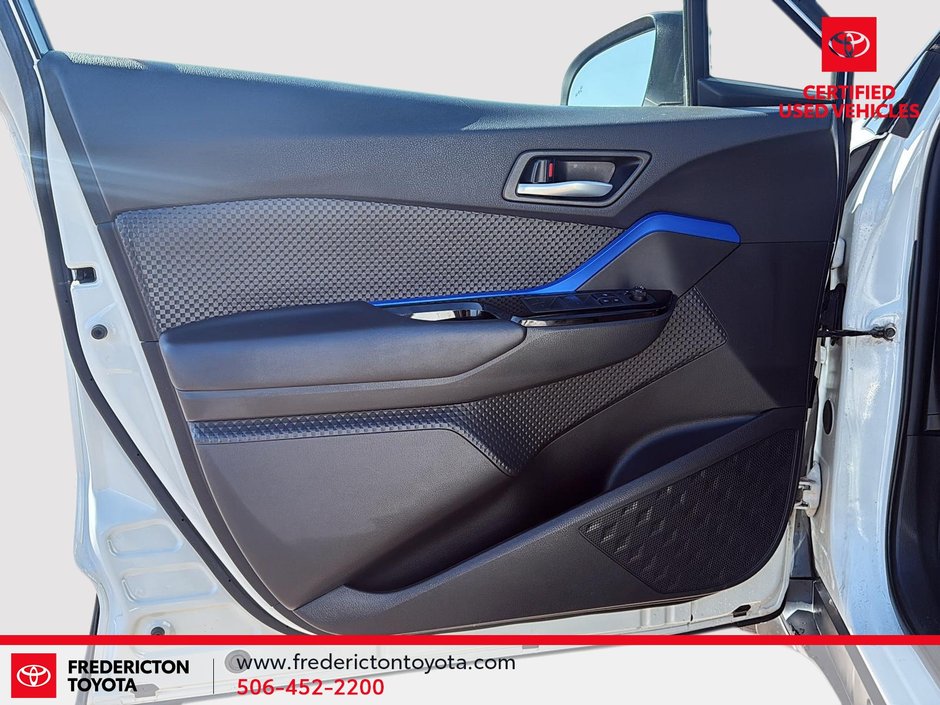 Toyota C-HR  2020-9