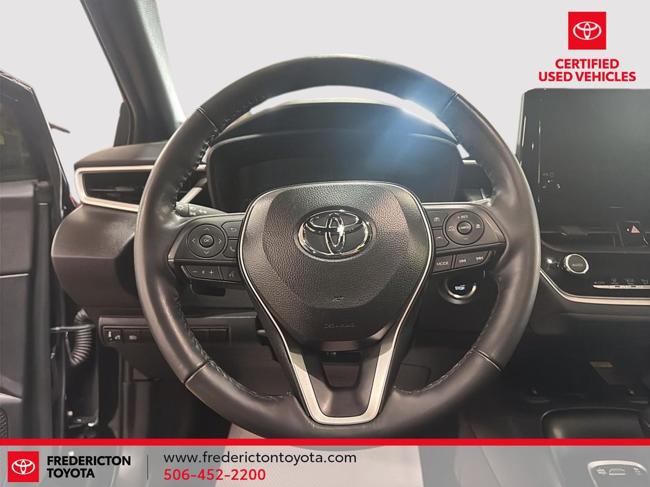 Toyota Corolla SE CVT 2025-10