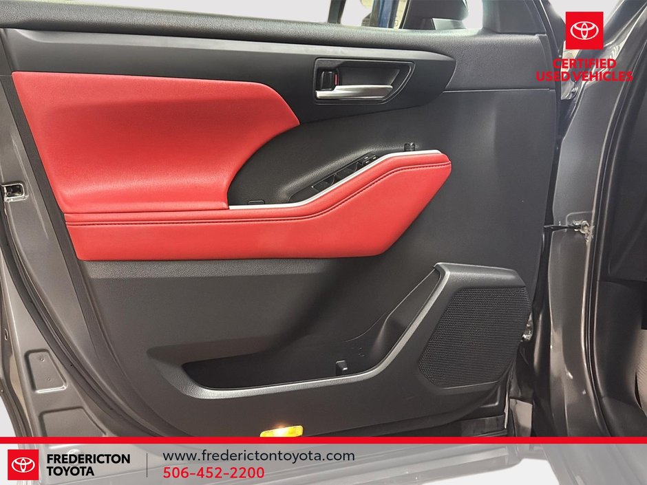 Toyota Highlander XSE 2021-9