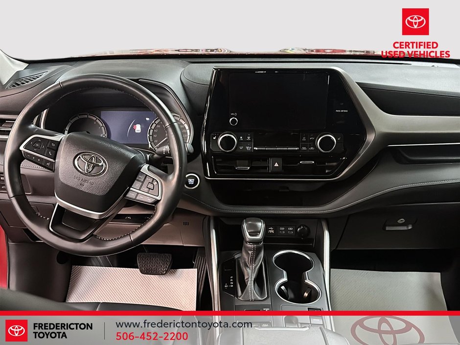 2024 Toyota Highlander XLE-8