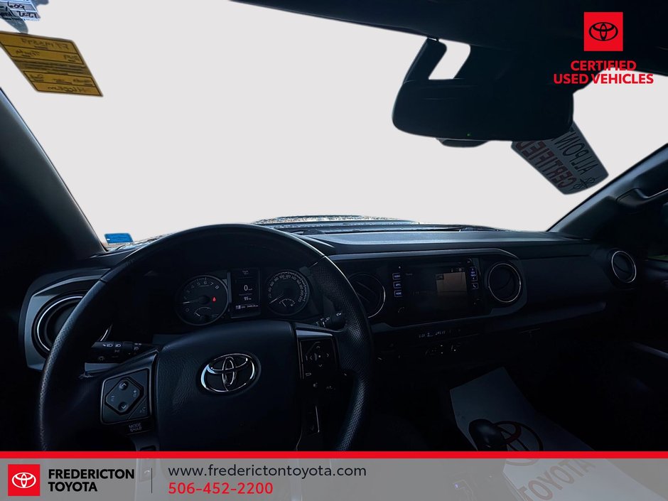 Toyota Tacoma SR5 2019-10