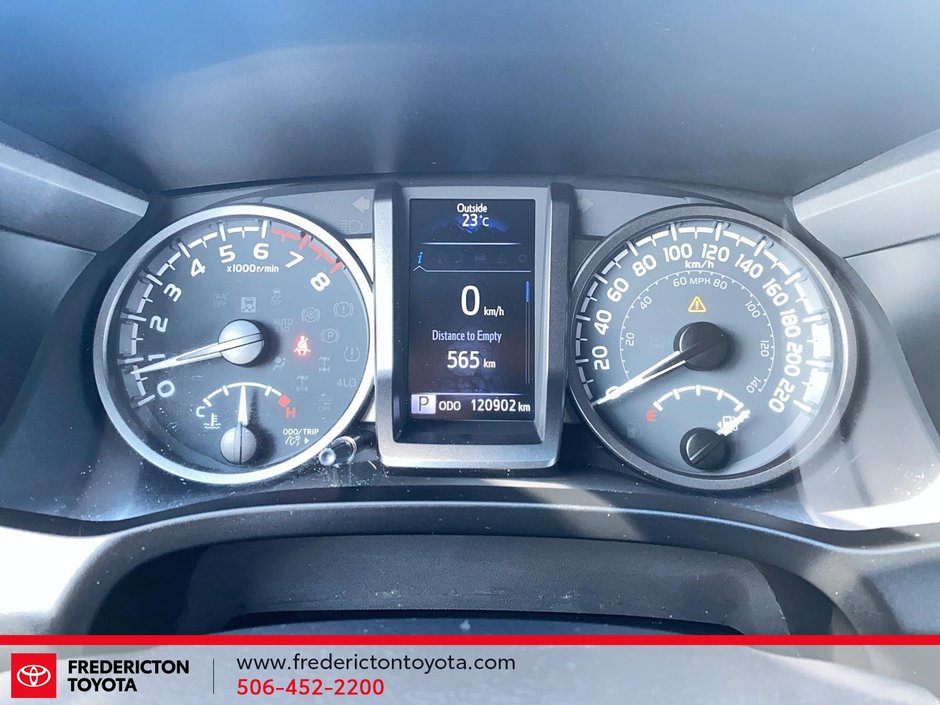 Toyota Tacoma BASE 2021-11