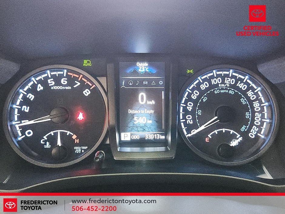 2023 Toyota Tacoma TRD OFF ROAD 4X4-13