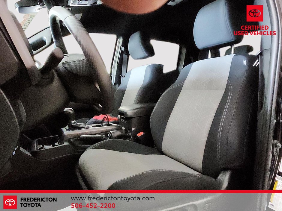 2023 Toyota Tacoma TRD OFF ROAD 4X4-7