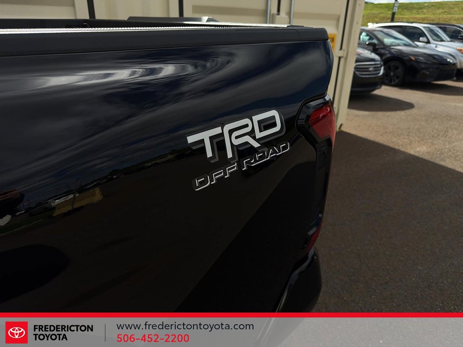 Toyota Tacoma TRD OFF-ROAD 2025-5