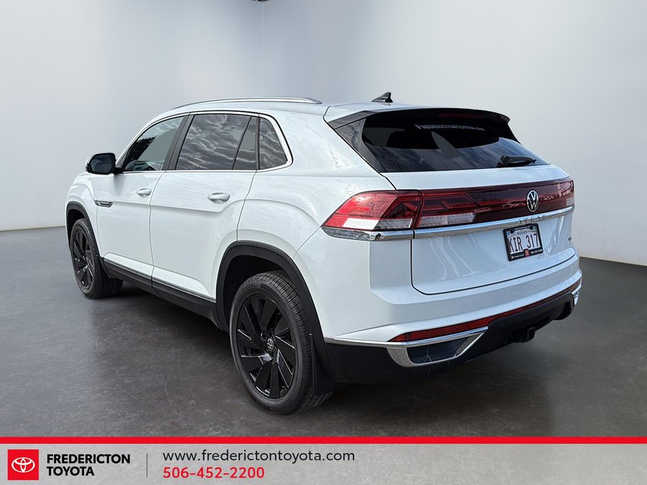2024 Volkswagen Atlas Cross Sport Highline-3