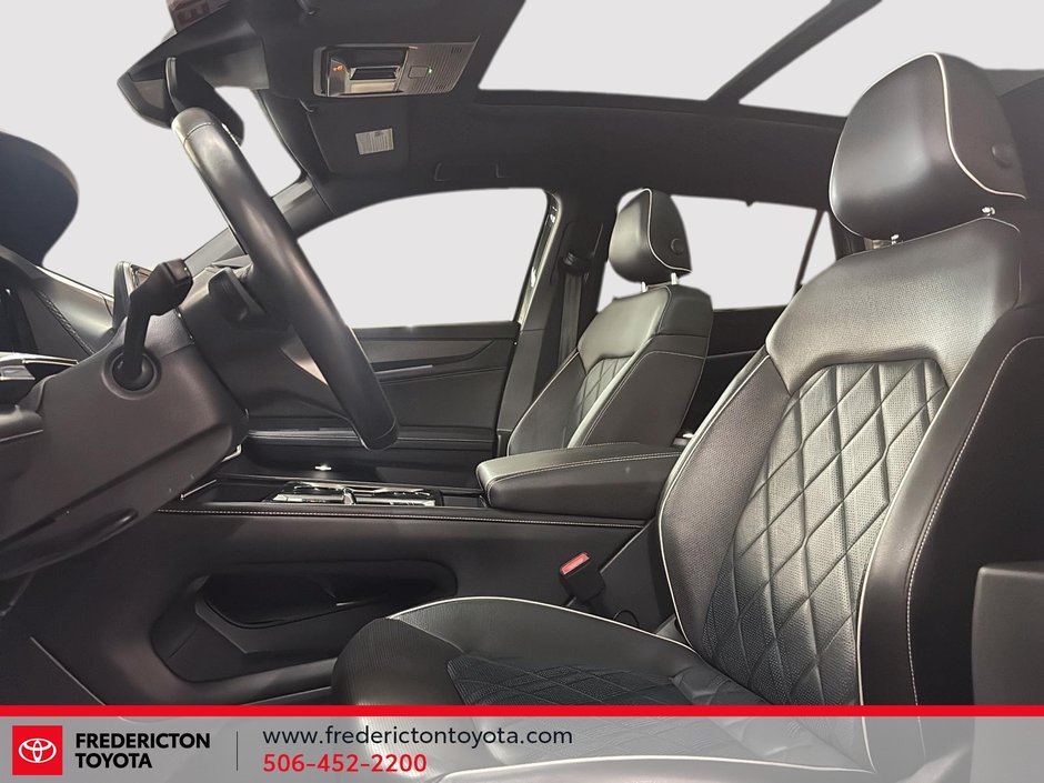 2024 Volkswagen Atlas Cross Sport Execline-7