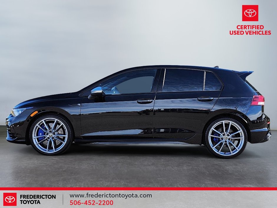 2024 Volkswagen Golf R BASE-2